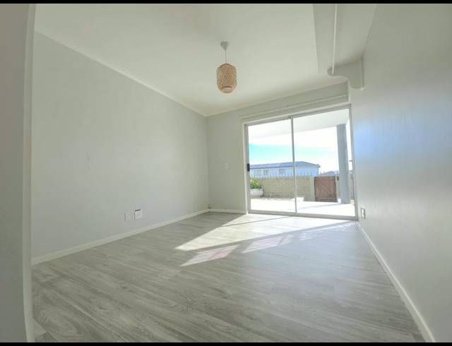 3 BEDROOM PROPERTY TO RENT IN WEST BEACH